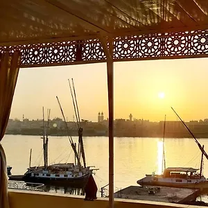 Senmut Luxory Apartment Luxor